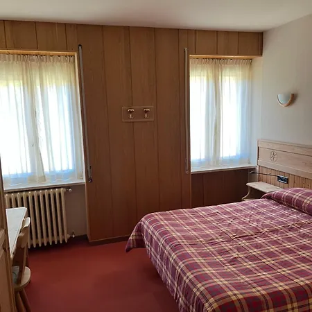 Albergo Piazzatorre Exterior photo