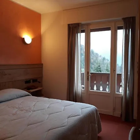 Albergo Piazzatorre Exterior photo