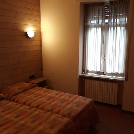 Albergo Piazzatorre Exterior photo